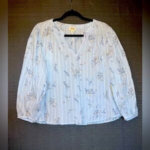 NEW Ana Pale Blue Floral Blouse. Split neck. Puff sleeves. 100% cotton. Size M